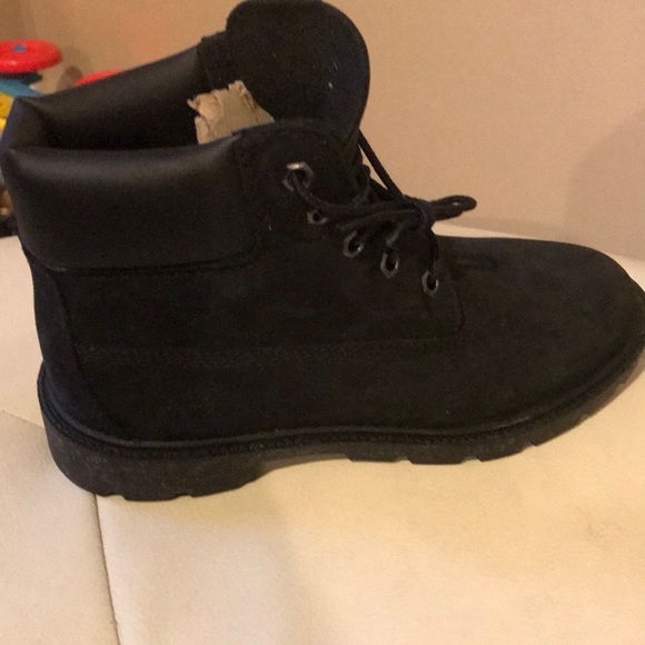 Timberlands - Picture 4 of 4